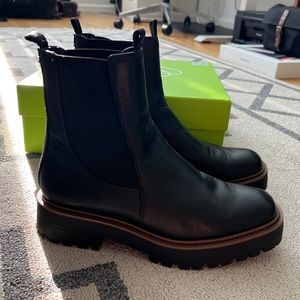 Sam Edelman Black Laguna Chelsea Boot (Like New)!